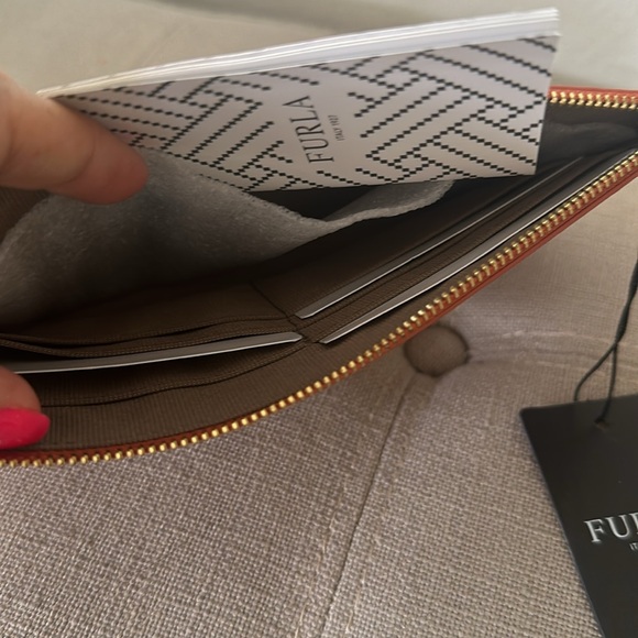 Furla Italia XL envelope - Picture 3 of 4